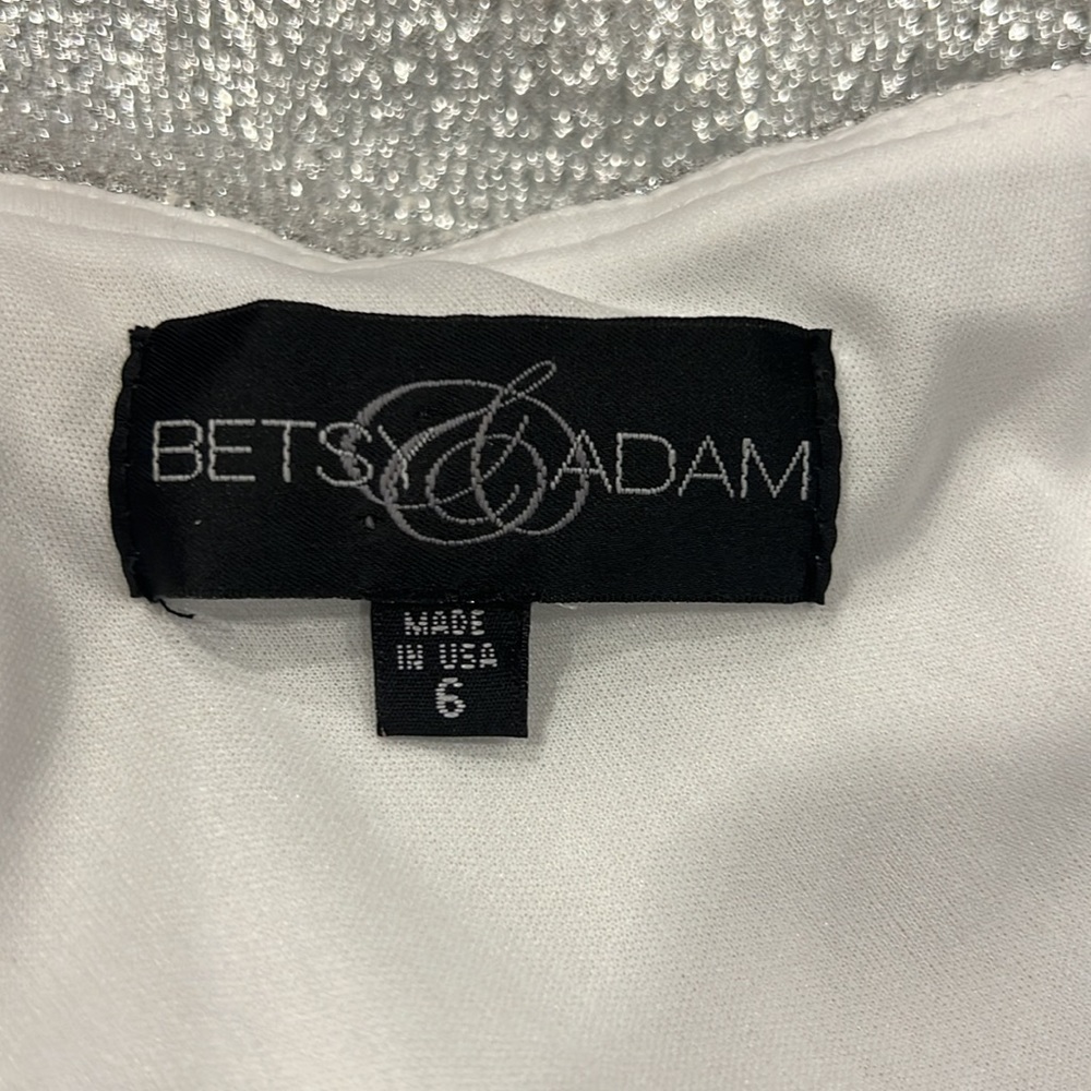 Betsy & Adam nwot - Picture 10 of 11
